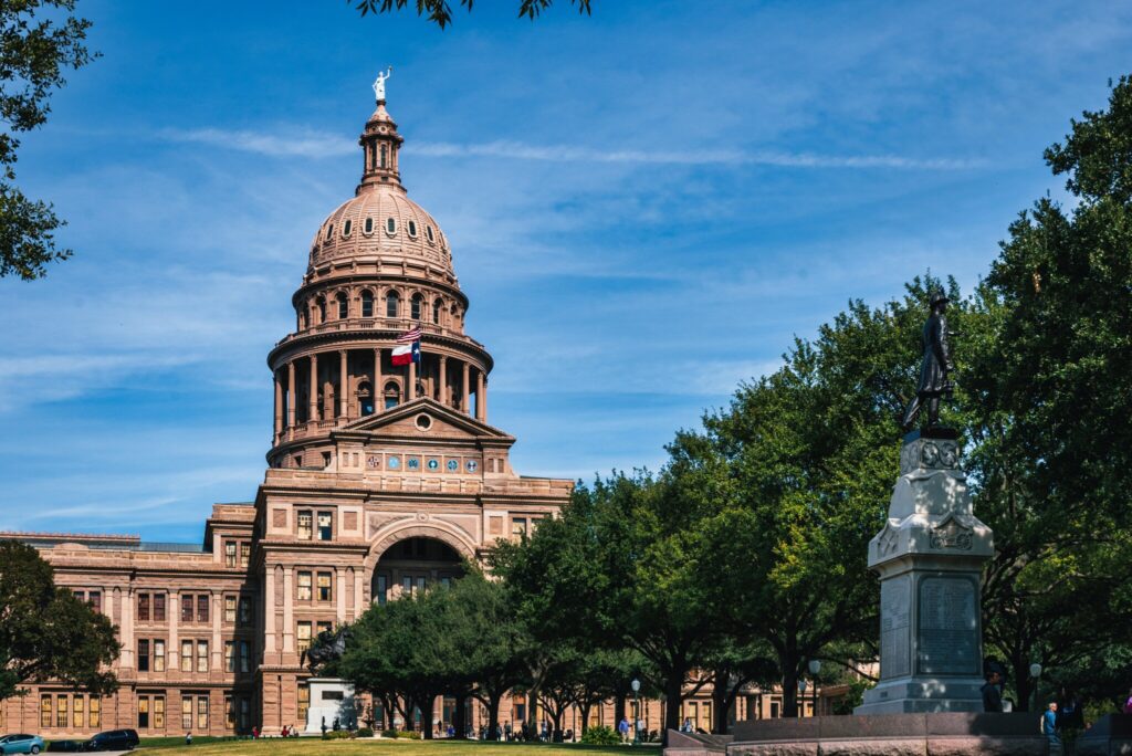 Texas Legislature Digs Into Problems at Child Protective Agency