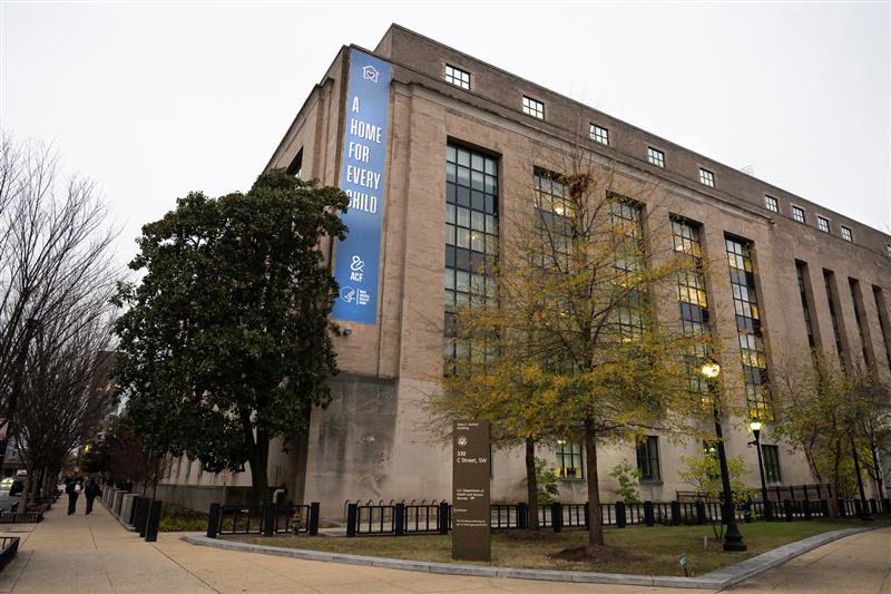 Trump Administration Says It’s Aiming to Significantly Increase Foster Home Capacity